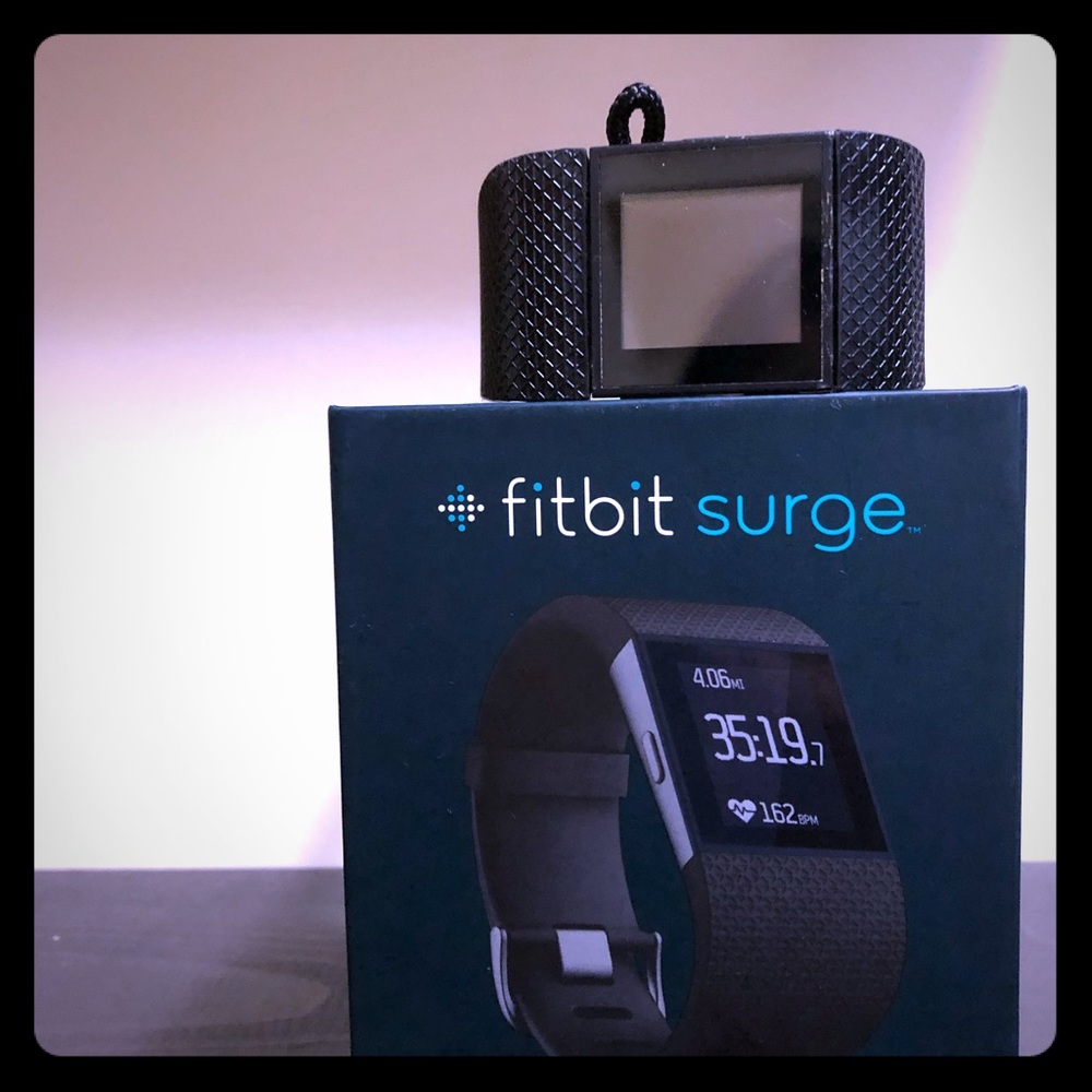 Fitbit Surge size M .